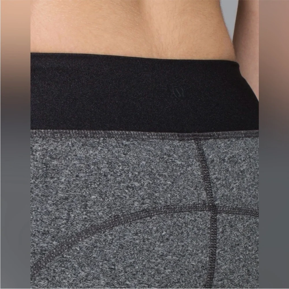 Lululemon Motivate‎ Pant Heathered Speckled Black / Black Size 4